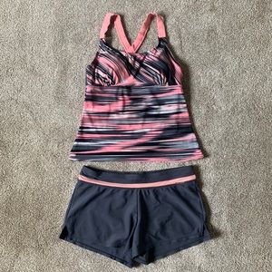 Zero Xposur Womens Tankini Bikini Swimsuit 2-Piece Shorts Set Size 10